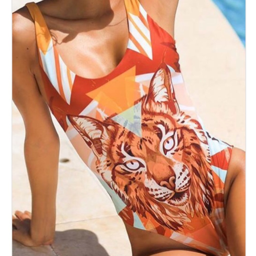 I left! NEW Backless Animal print monokini swimsuit - Picture 8 of 9